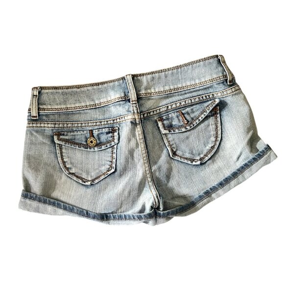 Vintage Mudd Y2K Light Wash Rolled Cuff Shorts 11 - Picture 4 of 5